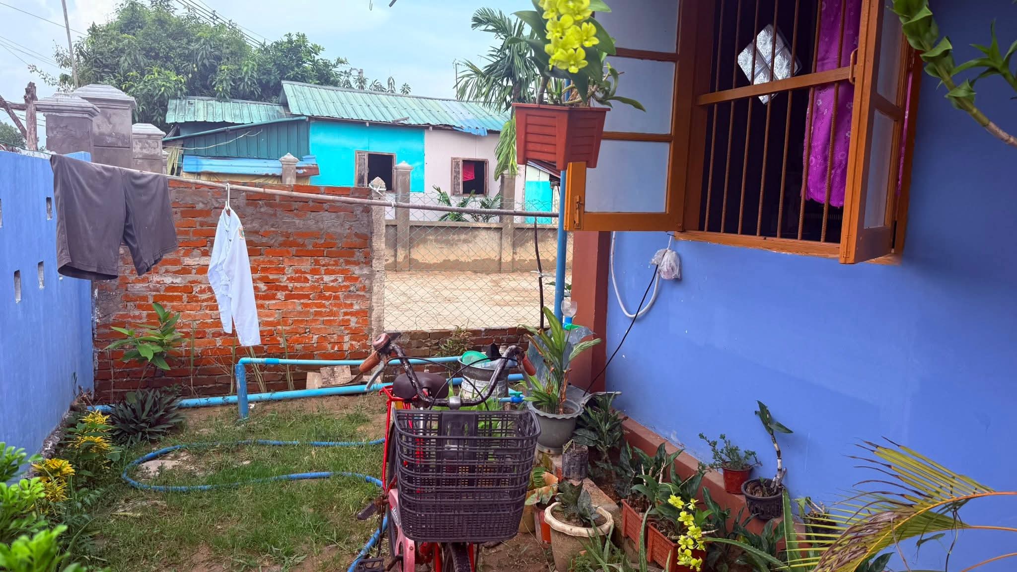 ရဲဘော်စျေးကားမှတ်တိုင် ၊ဘန့်ဘွေးကုန်းကျေးရွာ ၊ဆပ်သွားတောအုပ်စု ၊မှော်ဘီ။ ပေ30*55 09-789528544 #AC008 - 18