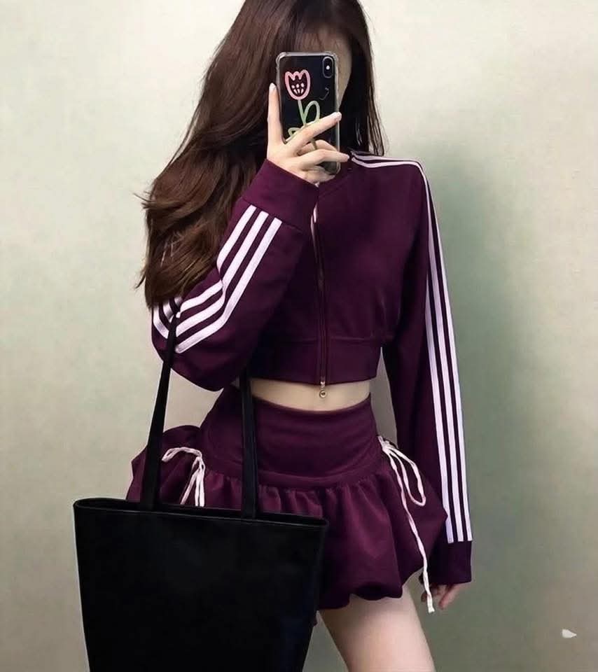 Y2k sporty two-piece set freesize(80lb to 128lb) colour:white red black 09767288833 #Z058 - 3