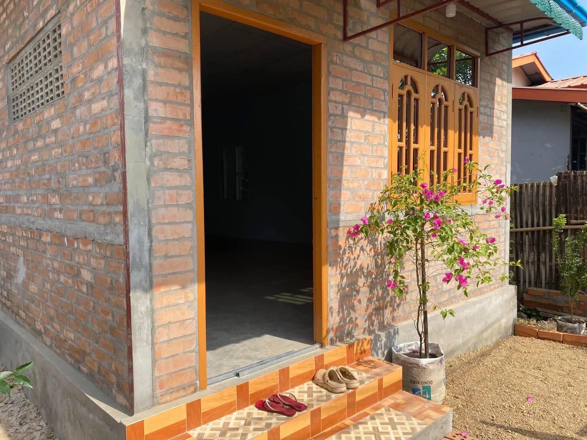 ကိုးလုံးကွင်းမှတ်တိုင် , ကိုးလုံးကွင်းရပ်ကွက်, သန္ဓေပင်အုပ်စု , မှော်ဘီမြို့ ပေ၄၄/၆၀မြေကျယ်ပေကျယ်၁ထပ်တိုက်အိမ်အသစ်လေးရောင်းမည်။ 09789528544 #AC086 - 21